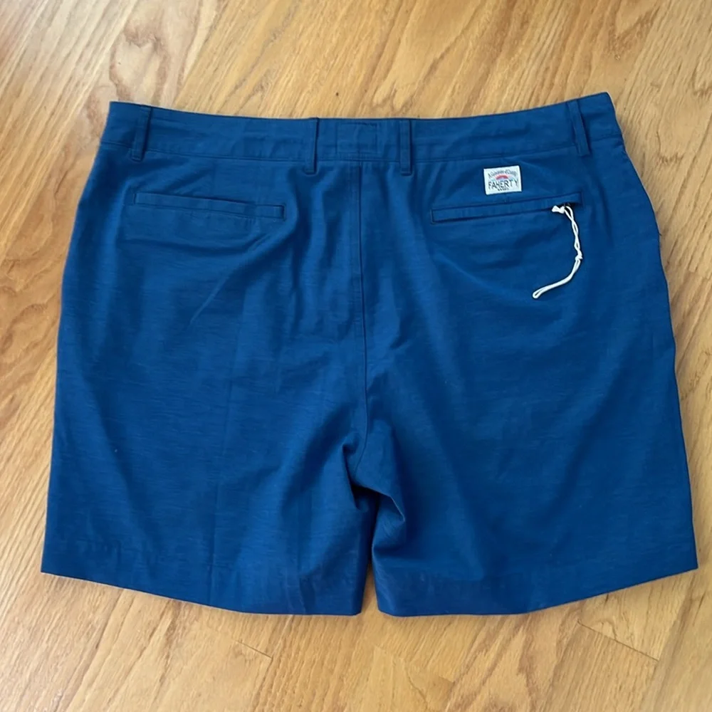 FAHERTY All Day shorts size 40 blue NWOT